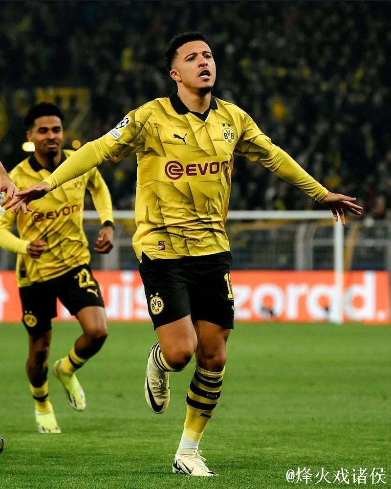 德媒报道：罗伊斯将在下周多特蒙德欧战中尝试新角色